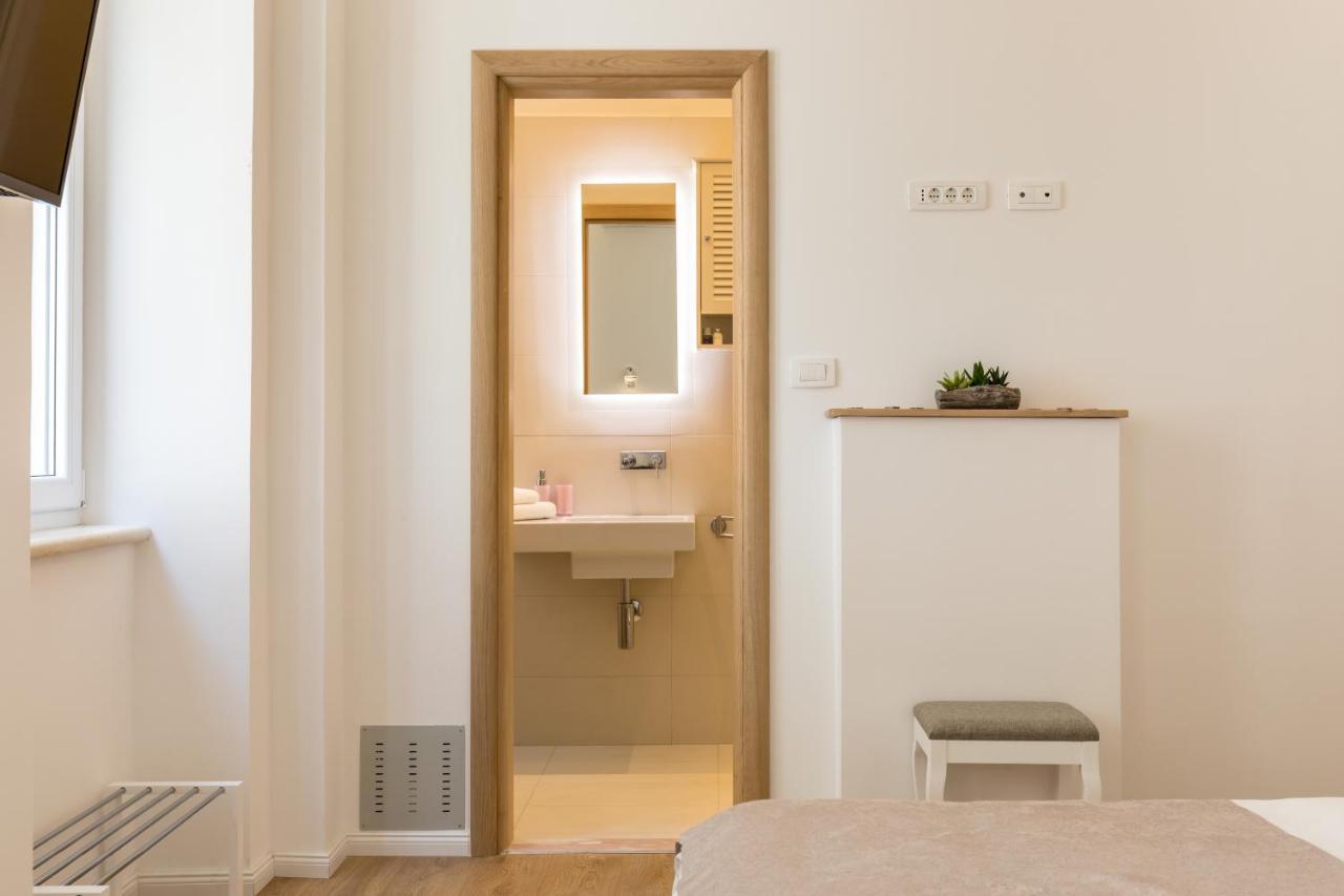 Luxury Rooms In The Center Of Split - Maniva Exterior foto